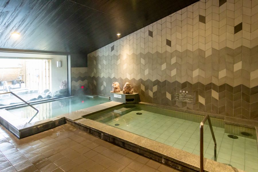 内風呂（女湯）